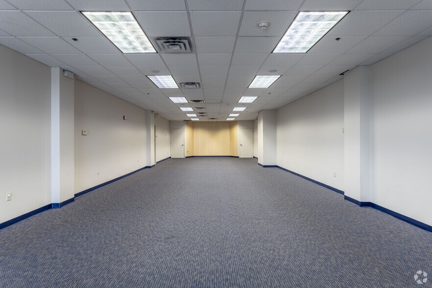 More Photos Of 75 S Broadway, White Plains Office For Lease