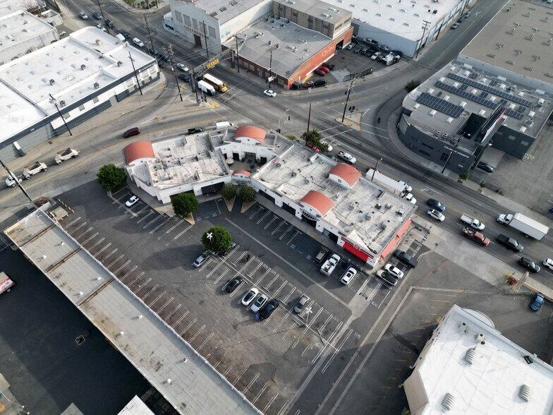 More Photos Of 2501-2575 S Santa Fe Ave, Vernon Unknown For Lease