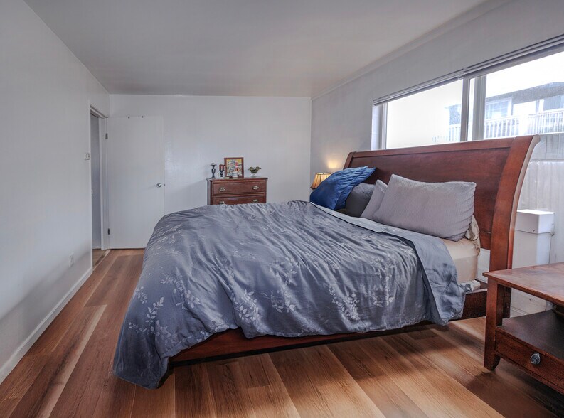 More Photos Of 47 Carmel Ave, Pacifica Multifamily For Sale