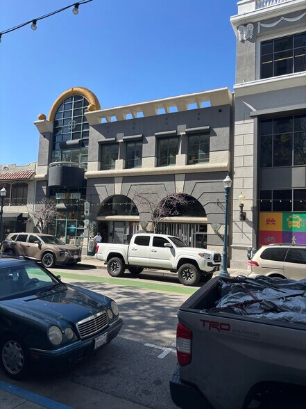 Primary Photo Of 1347-1349 Pacific Ave, Santa Cruz Storefront For Lease