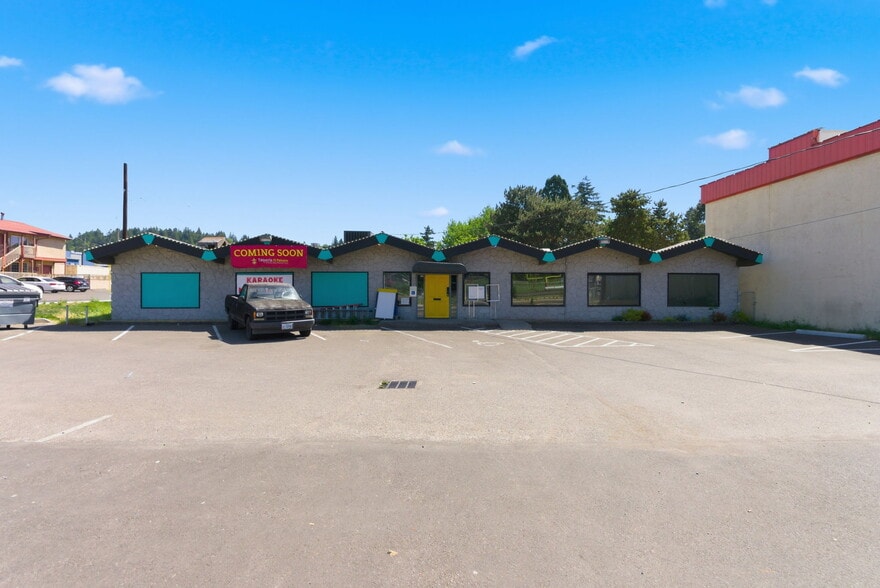 More Photos Of 2530 NE 82ND Ave, Portland Restaurant For Sale