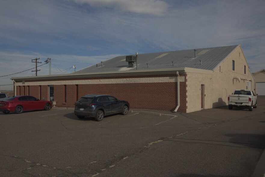 More Photos Of 6390 N Broadway, Denver Manufacturing For Lease