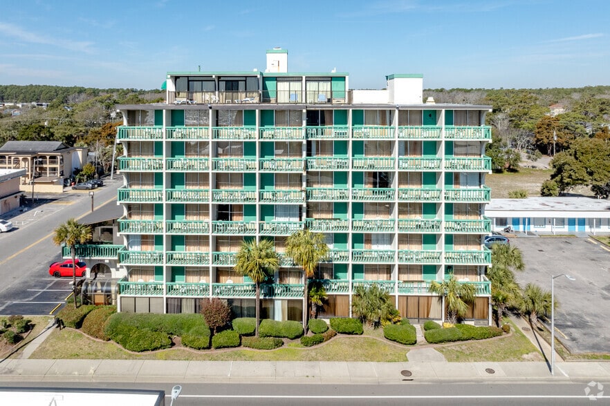 More Photos Of 1004 S Ocean Blvd, Myrtle Beach Hotel For Sale