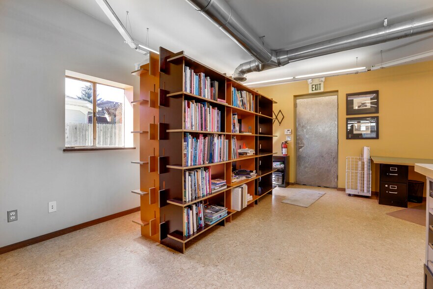 More Photos Of 4023 Zuni St, Denver Storefront For Sale