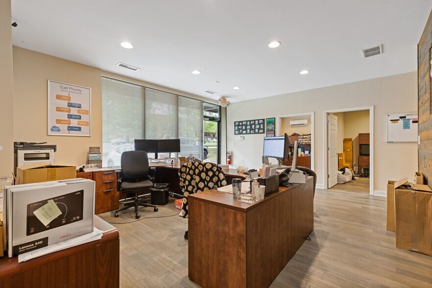 More Photos Of 5322 Palmero Ct, Buford Light Distribution For Sale