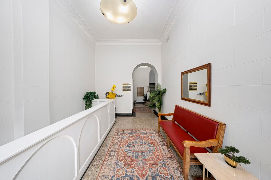 More Photos Of 3911 5th Ave, San Diego Loft Creative Space For Lease