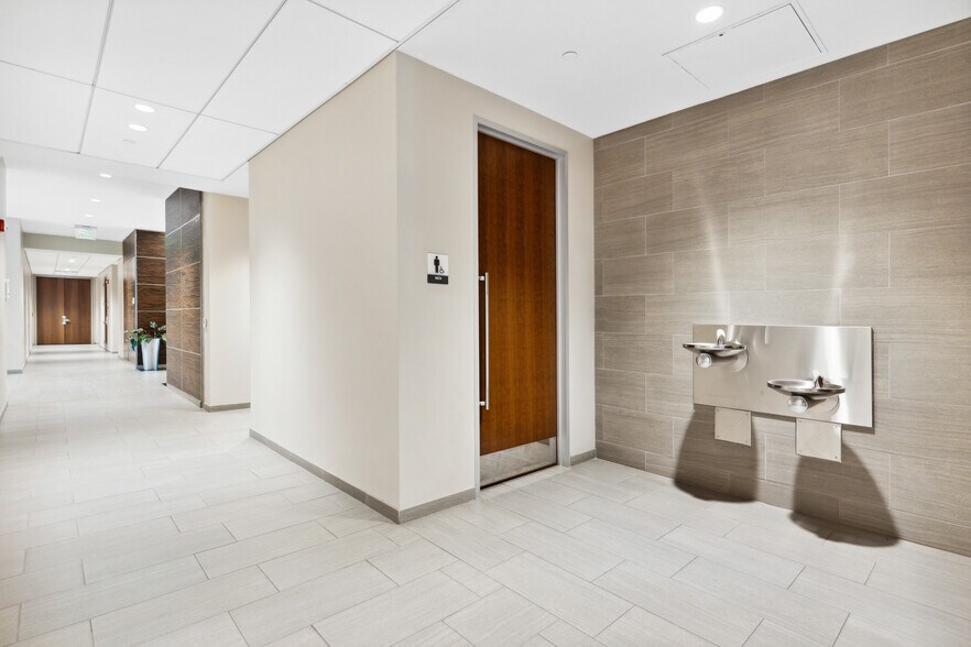 More Photos Of 201 Sigma Dr, Summerville Medical For Lease