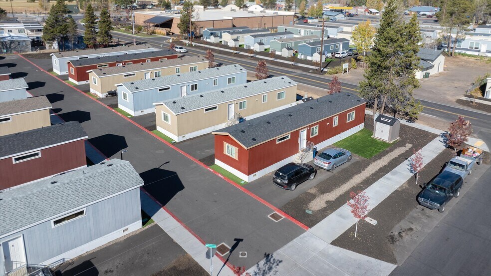 More Photos Of 51395 Preble Way, La Pine Manufactured Housing Mobile Home Park For Sale