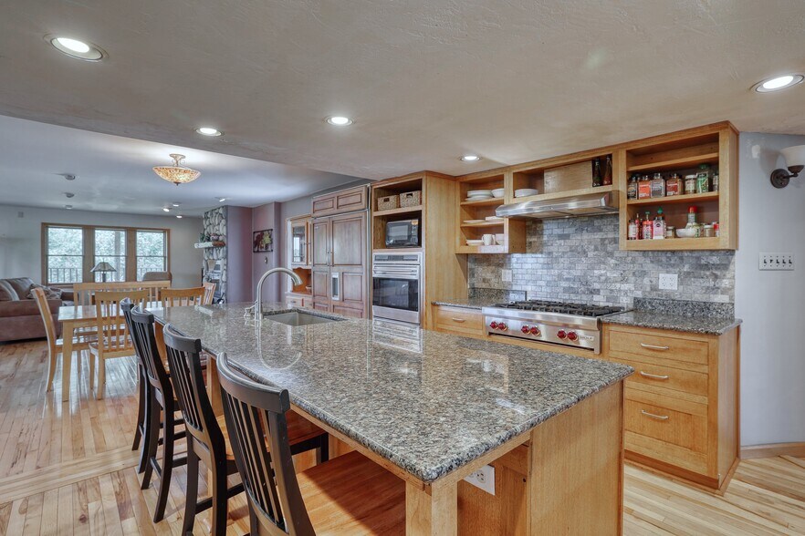 More Photos Of S73W23970 National Ave, Big Bend Flex For Sale