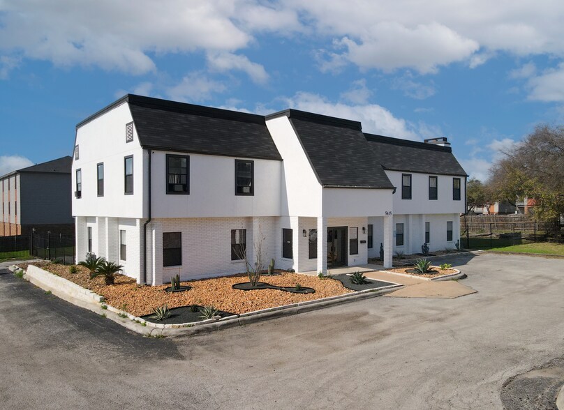 More Photos Of 5415 Lost Ln, San Antonio Medical For Sale