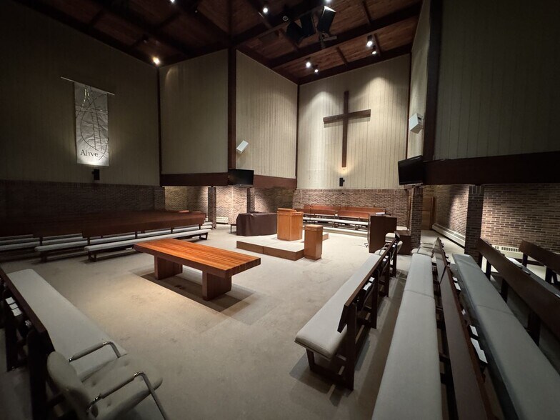 More Photos Of 5225 Calkins Rd, Flint Religious Facility For Sale