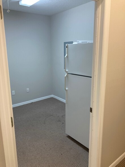 More Photos Of 14440-14442 Bruce B Downs Blvd, Tampa Medical For Lease