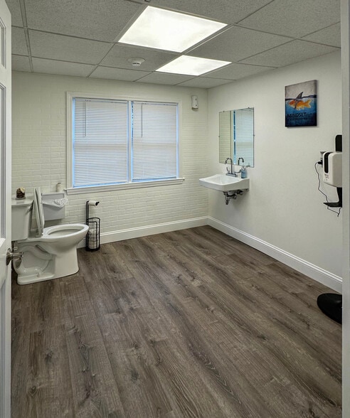 More Photos Of 222 N Main St, Natick Office For Lease