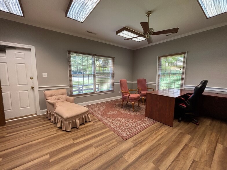 More Photos Of 3809 Forrestgate Dr, Winston-Salem Medical For Lease