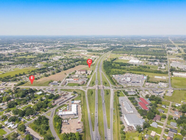 More Photos Of N UNIVERSITY AVE AND I-10, Lafayette Land For Sale