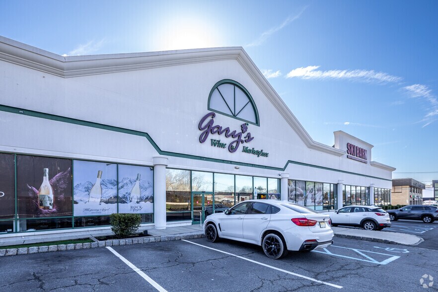 More Photos Of 1308 State Route 23, Wayne Freestanding For Lease