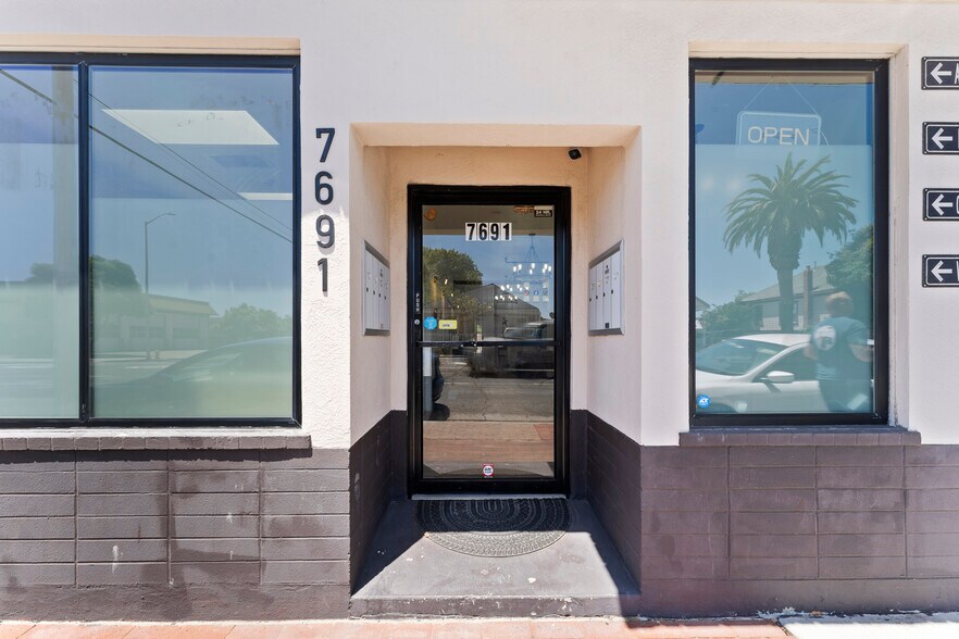 More Photos Of 7679-7691 Thornton Ave, Newark Storefront Retail Office For Sale