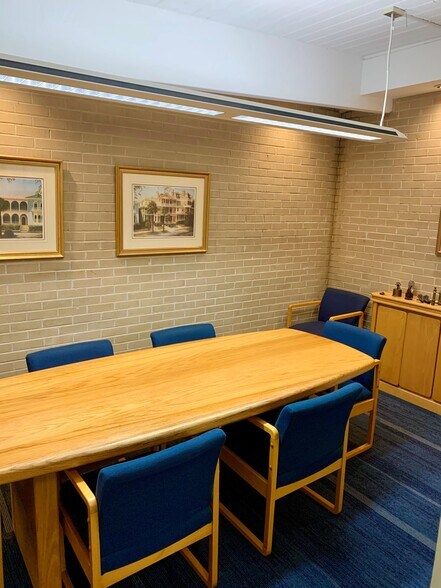More Photos Of 121 Edinburgh Ct, Greenville Office For Sale