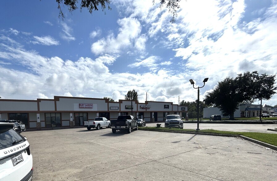 Primary Photo Of 3101 New Highway 51, La Place Unknown For Lease