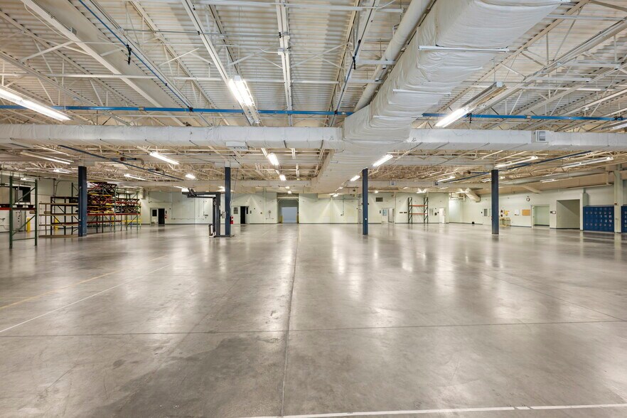 More Photos Of 801 N 2nd St, Berthoud Distribution For Sale