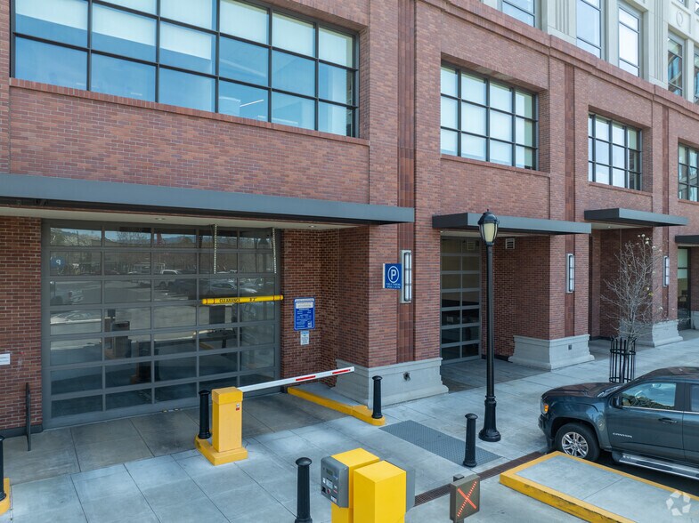 More Photos Of 889 Winslow St, Redwood City Office For Lease