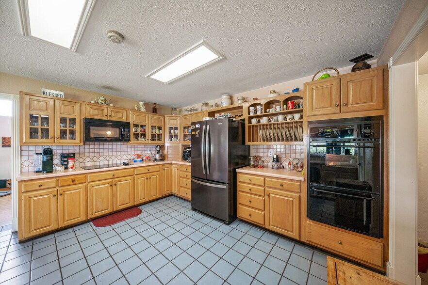 More Photos Of 210 Tolle Rd, Cibolo Land For Sale