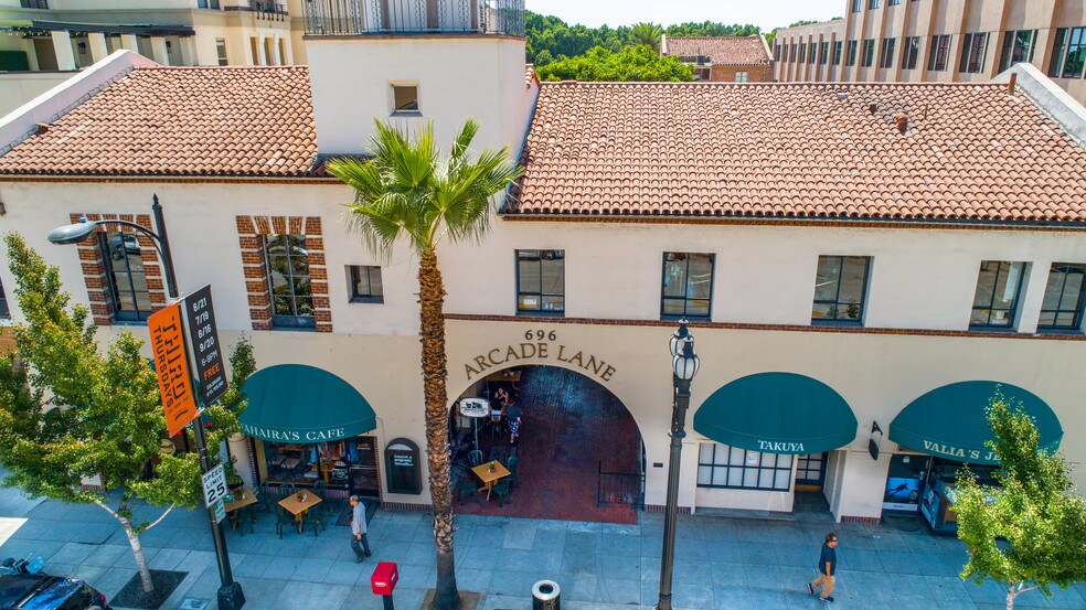 More Photos Of 696-700 E Colorado Blvd, Pasadena General Retail For Lease