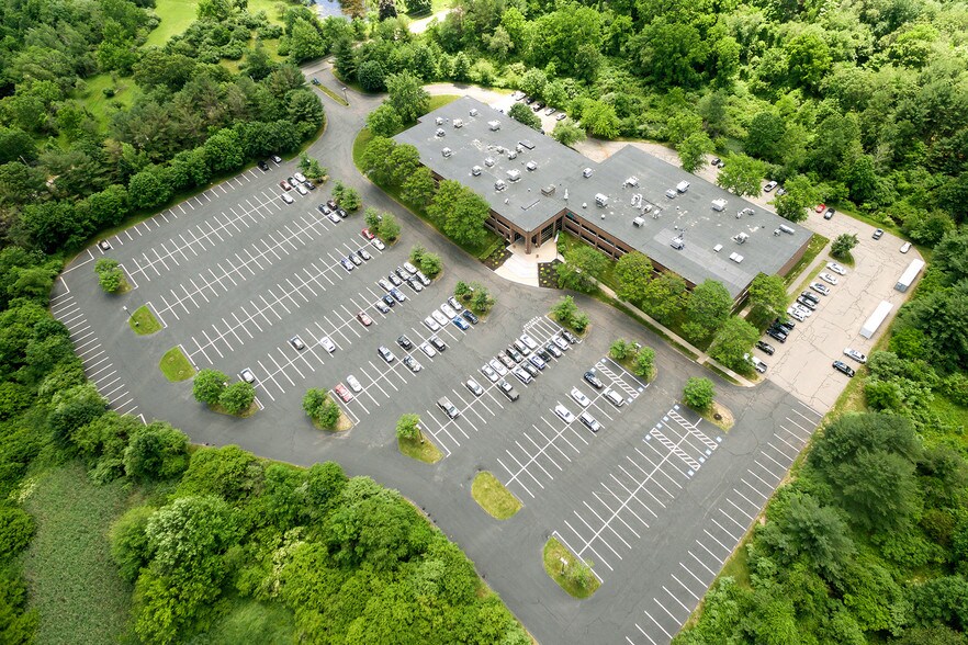 More Photos Of 295 Foster St, Littleton Flex For Lease