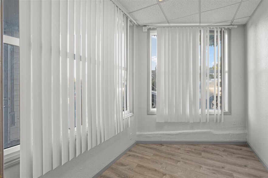 More Photos Of 19 Joost Ave, San Francisco Multifamily For Sale