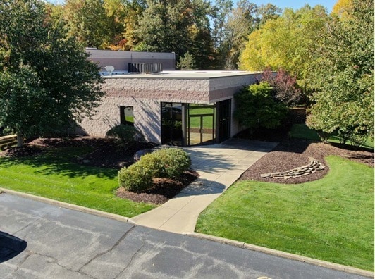 More Photos Of 22555 Ascoa Ct, Strongsville Warehouse For Sale