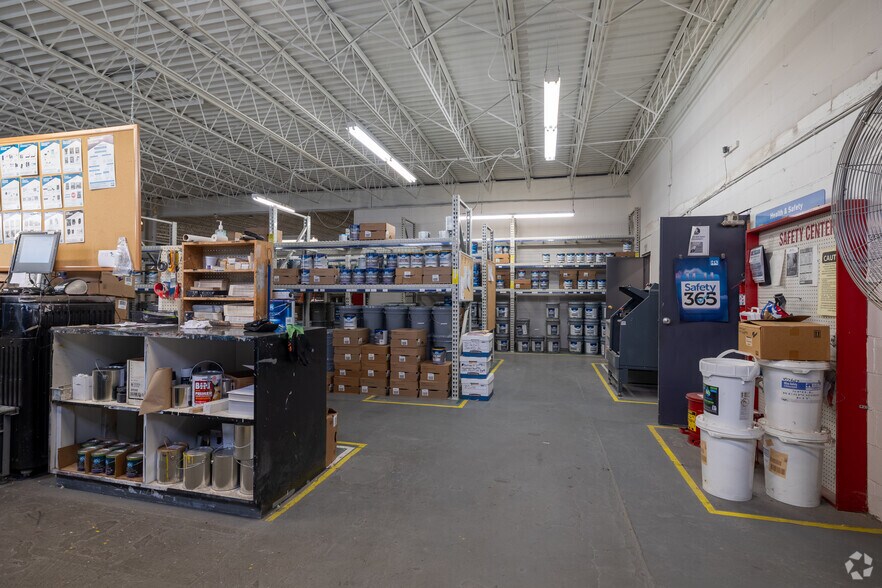 More Photos Of 315-319 E Market St, Akron General Retail For Sale