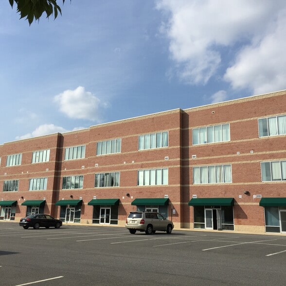 More Photos Of 14641 Lee Hwy, Centreville Office For Lease