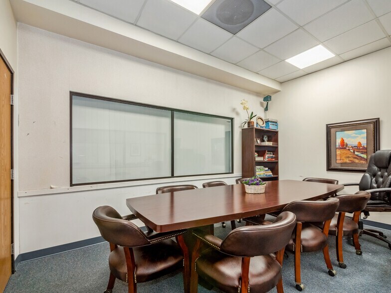 More Photos Of 38300 Van Dyke Ave, Sterling Heights Medical For Lease