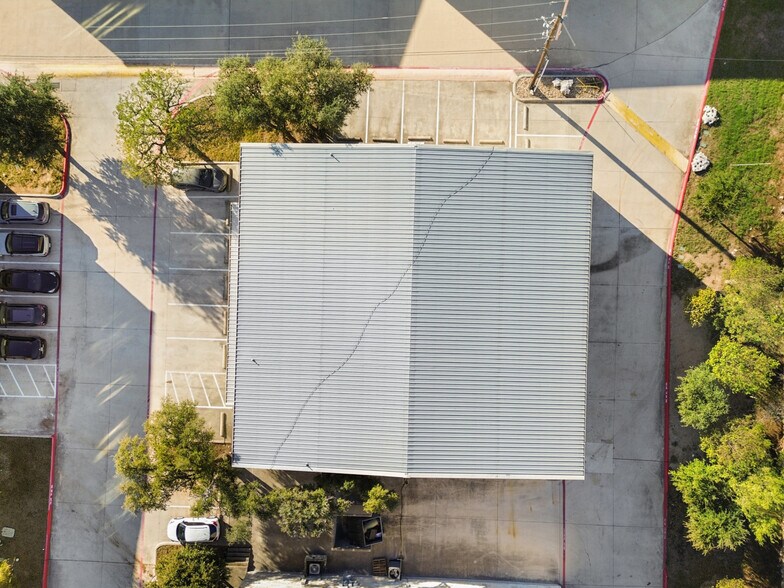 More Photos Of 2000 Windy Ter, Cedar Park Warehouse For Sale