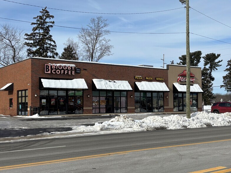 Primary Photo Of 531 N Grand St, Schoolcraft Storefront For Lease