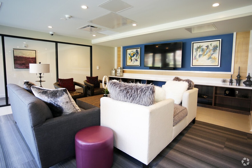 More Photos Of 847 Chicago Ave, Evanston Apartments For Lease