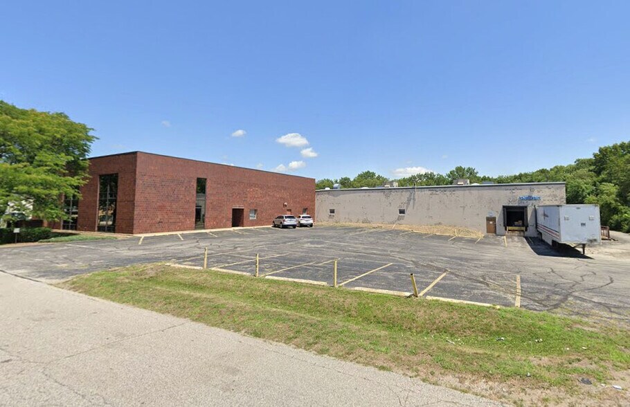 More Photos Of 1810 Clover Rd, Mishawaka Industrial For Sale