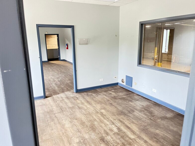 More Photos Of 270 E 167th St, Harvey Warehouse For Lease