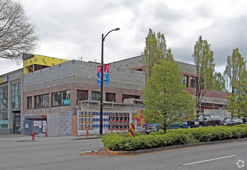 Primary Photo Of 3106 Cambie St, Vancouver Restaurant For Sale