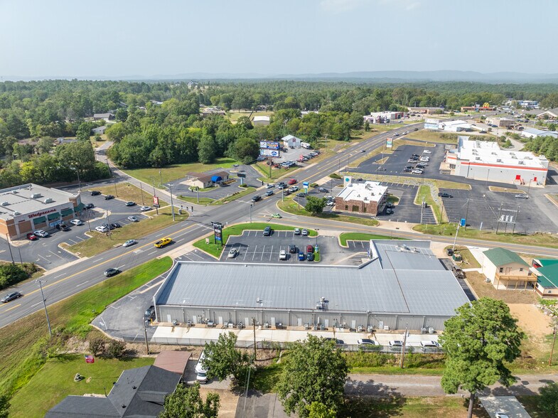 More Photos Of 1803 Airport Rd, Hot Springs General Retail For Lease