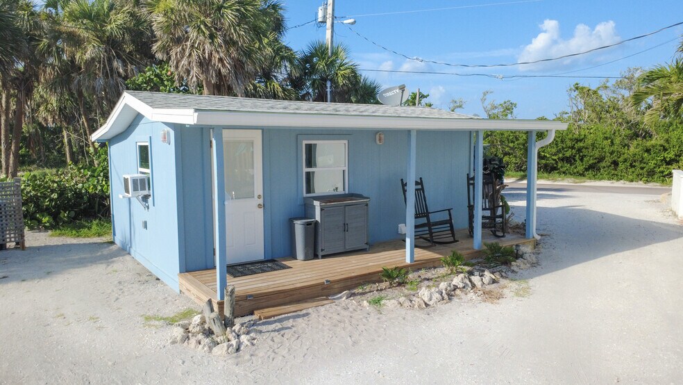 More Photos Of 8520 Manasota Key Rd, Englewood Hotel For Sale