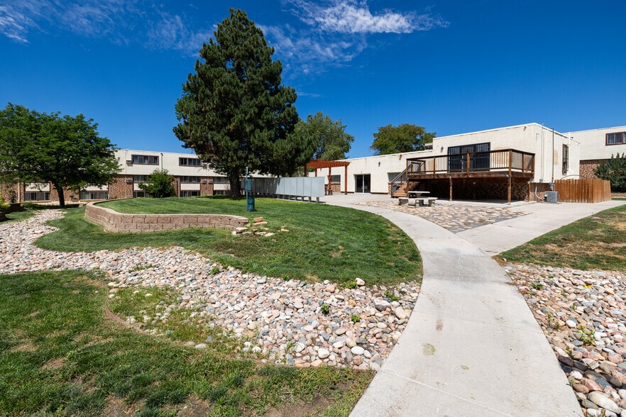 More Photos Of 2025 Jerry Murphy Rd, Pueblo Apartments For Sale