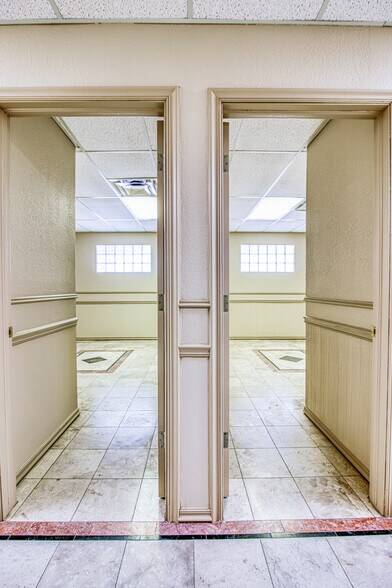 More Photos Of 361 Vinton Rd, Anthony Medical For Lease