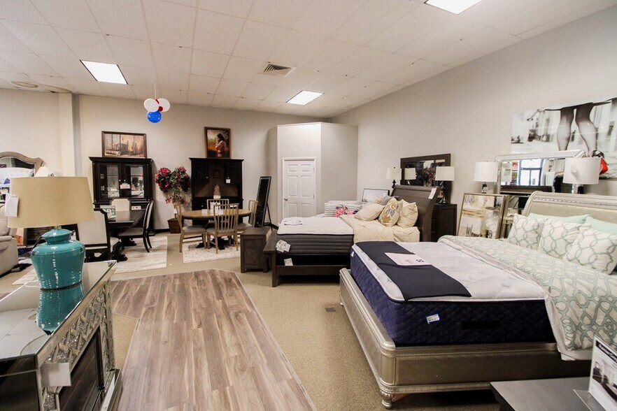 More Photos Of 1315 W Screven St, Quitman Storefront For Sale
