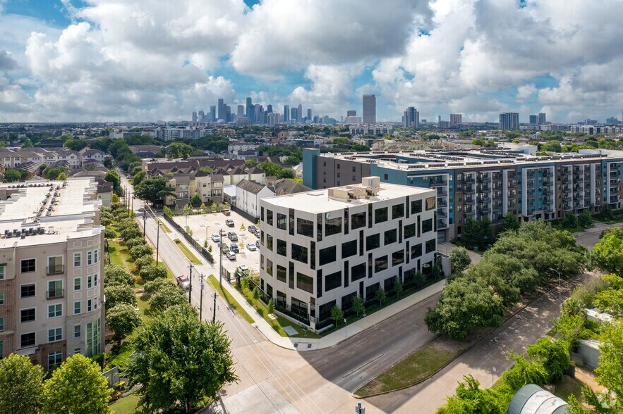 More Photos Of 190 TC Jester Blvd, Houston Office For Lease