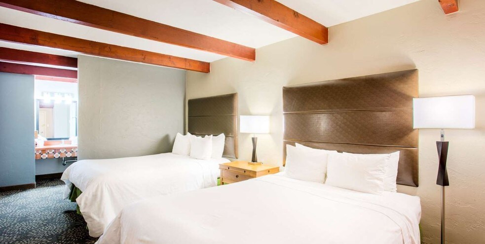 More Photos Of 1765 S Main St, Las Cruces Hotel For Sale