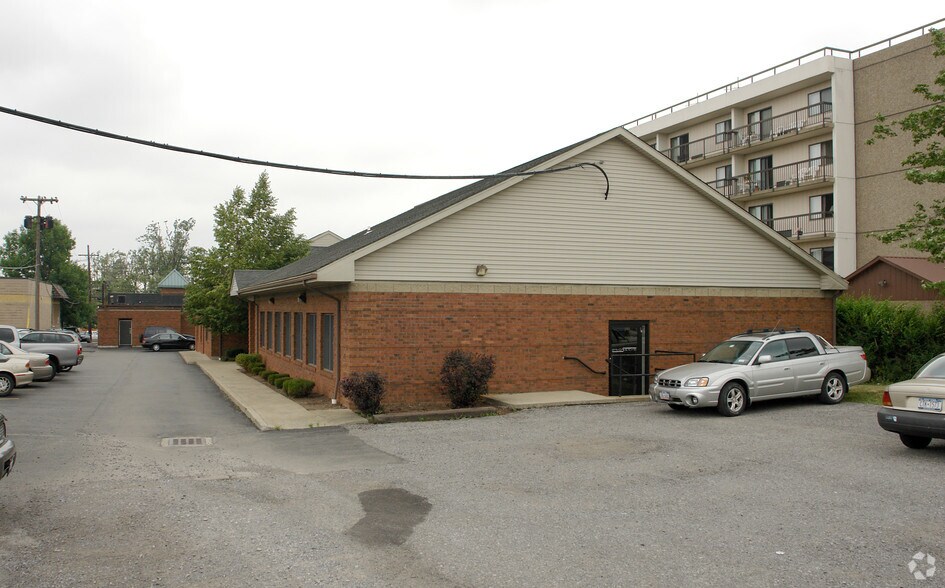 More Photos Of 5385 Main St, Buffalo General Retail For Sale