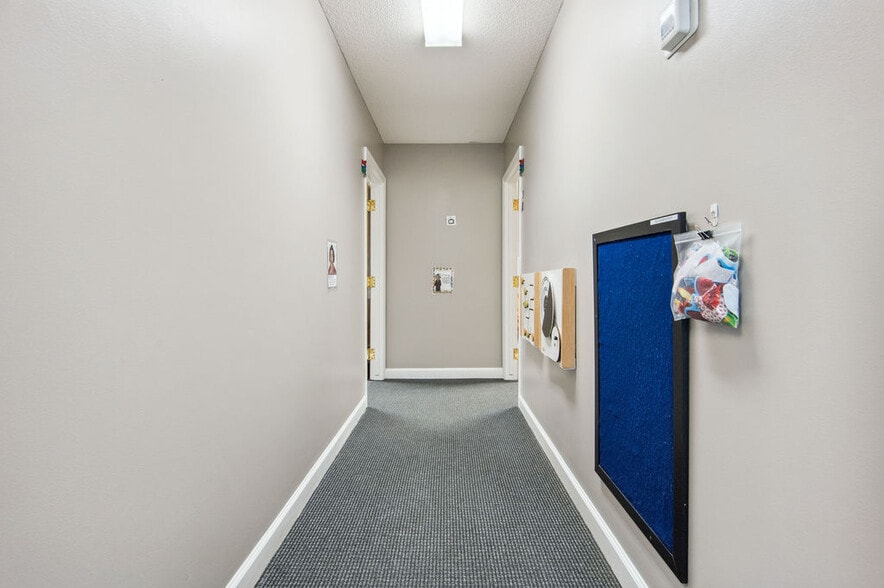 More Photos Of 217-219 Station St, Jacksonville Medical For Sale