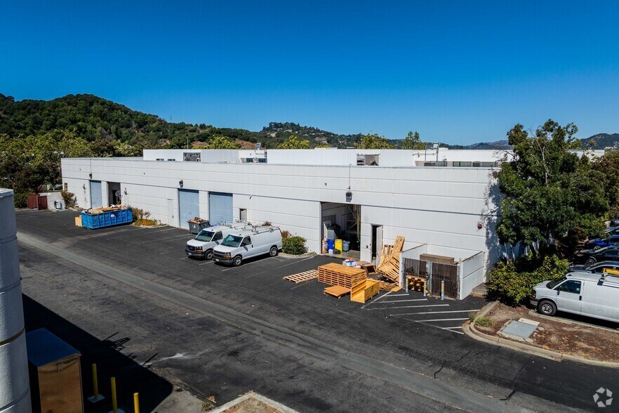 More Photos Of 101 Glacier Point Rd, San Rafael Industrial For Lease