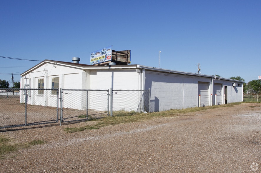 More Photos Of 3505 Houston Hwy, Victoria Warehouse For Sale